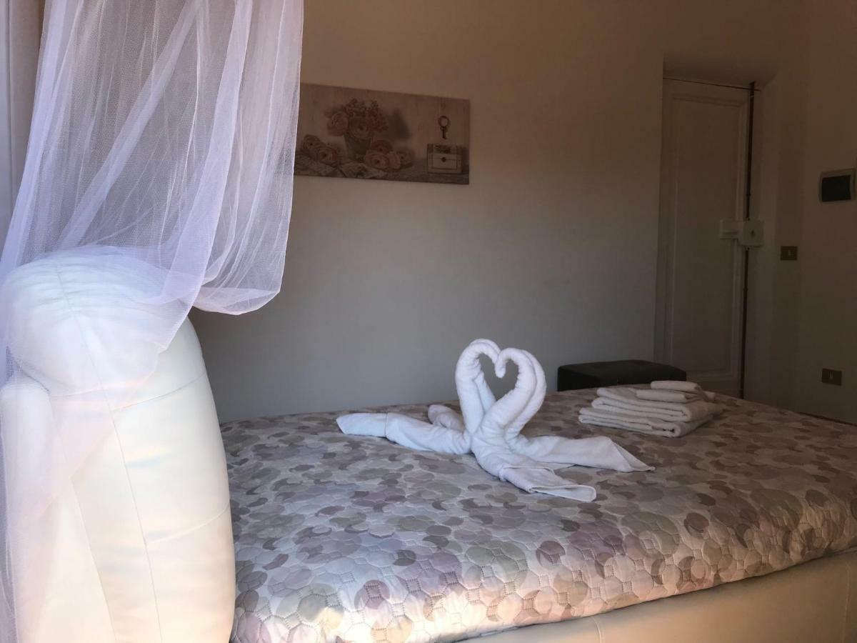 Agli Acquedotti Romani Luaran gambar